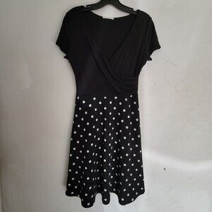 LE LIS Black Surplice V Neck Short Sleeve Polka Dot A Line Dress Size Medium